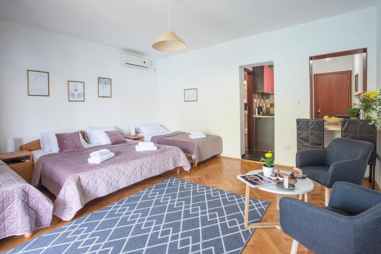 Apartments Maxhit 티바트 외부 사진